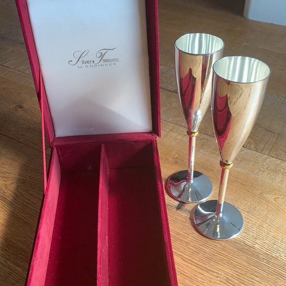 Godinger Other - Vintage Pair of Silver Champagne Flutes